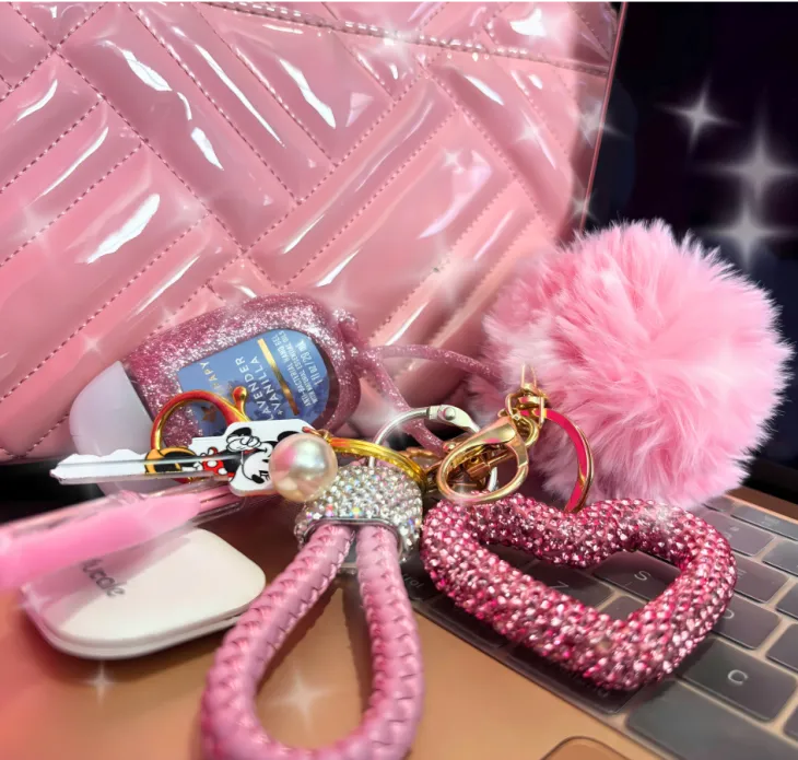 C'est L'amour Collection